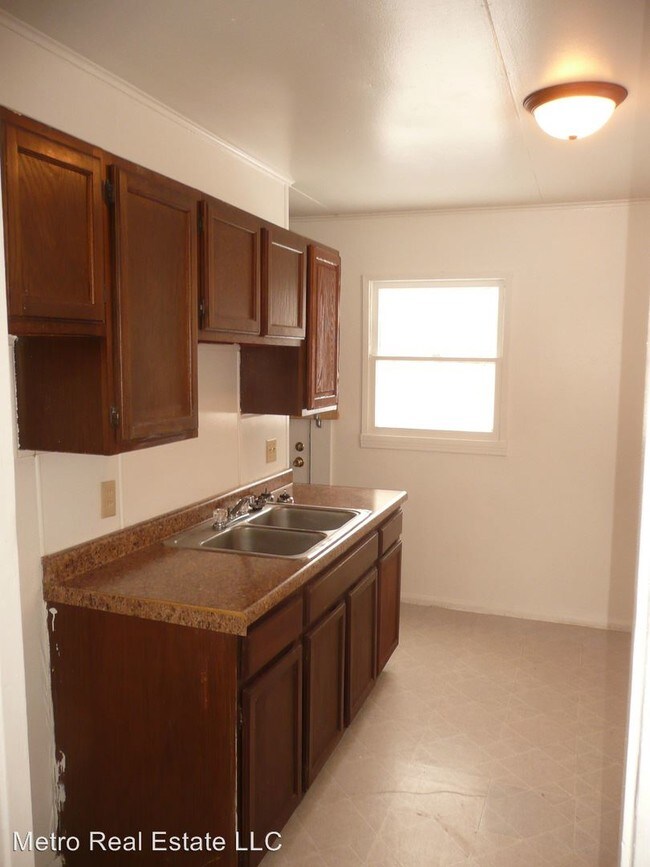 Building Photo - 2 br, 1 bath House - 4601 Gaywood Dr
