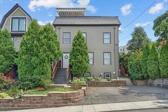 Building Photo - 18 Claymont Terrace