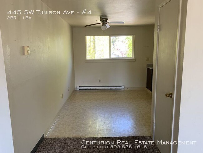 Building Photo - $500 OFF MOVE IN RENT!! 445 SW Tunison #4