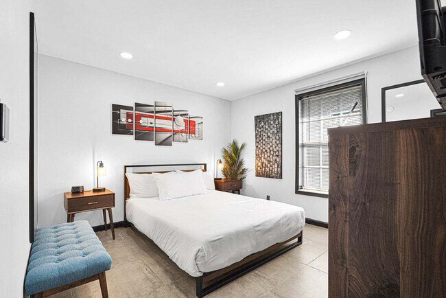 Foto del edificio - 621 NE 28th St