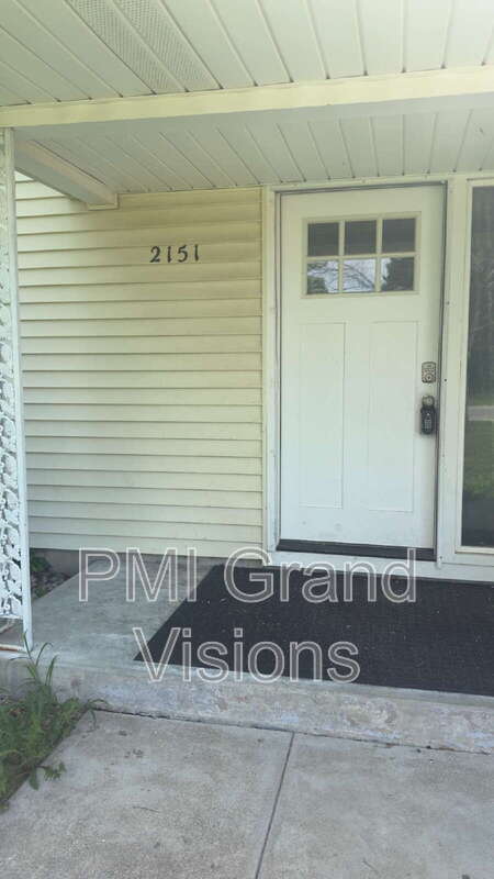 Building Photo - 2151 11th St