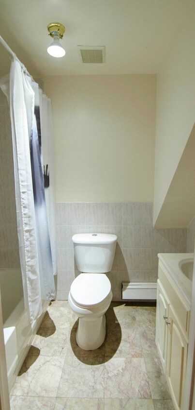 Bathroom - 600 West Side Ave