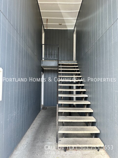 Foto del edificio - 15780 SE Division St