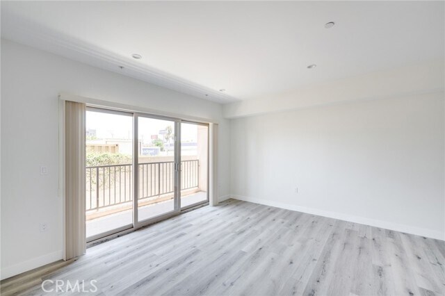 Foto del edificio - 14526 Hartland St