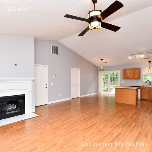 Foto del edificio - 3-Bed Home in Fountain Inn – Vaulted Ceili...