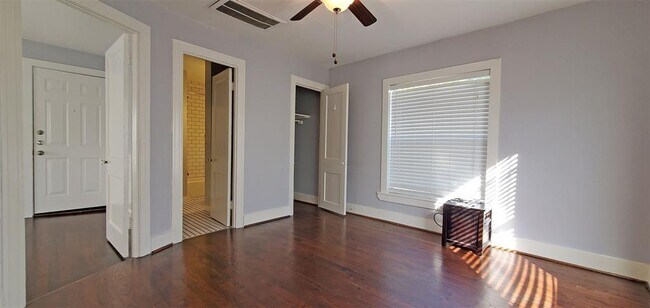 Building Photo - 4207 Driscoll St