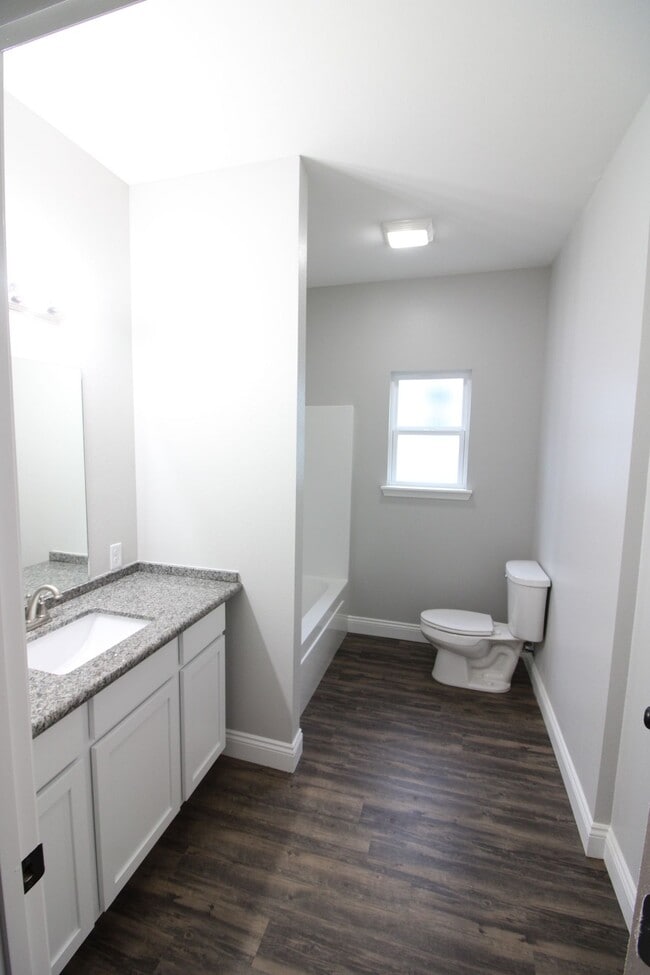 Building Photo - 306 Lacey Eden Ln