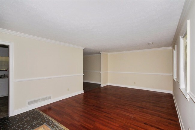 Building Photo - 4767 Mossy Ln NW