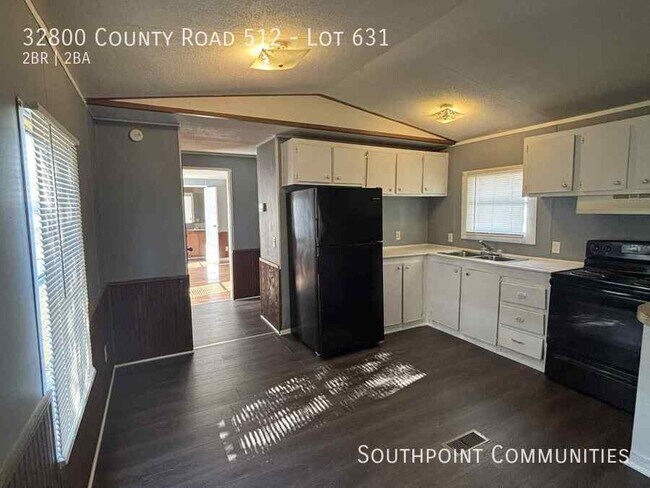 Foto del edificio - 32800 Co Rd 512