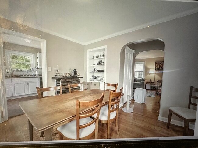 Dinning Room - 3778 E Antisdale Rd