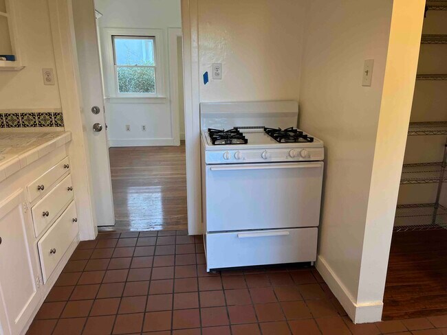 Foto del edificio - 3418 Cattaraugus Ave