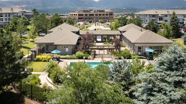 Foto del edificio - 2555 Raywood View