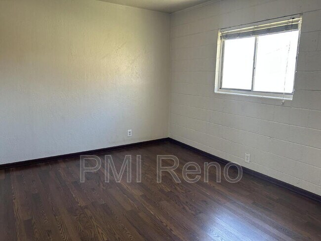 Building Photo - 2075 Patton Dr