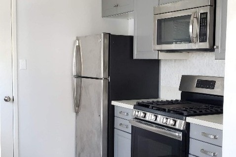 Building Photo - 4212 Degnan Blvd
