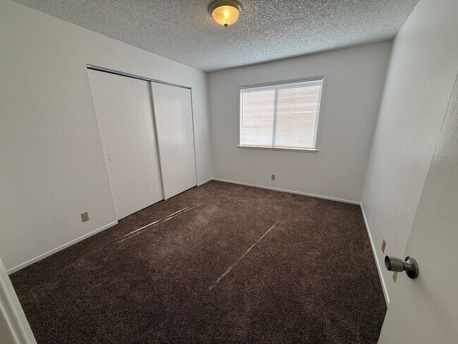 Foto del edificio - 118 W Boone St