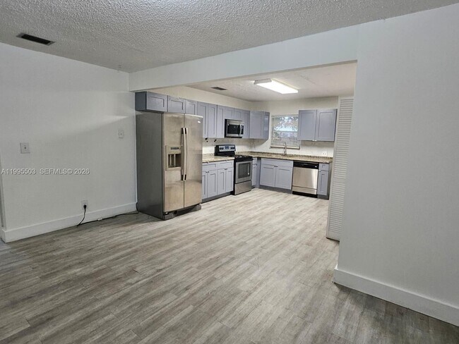 Foto del edificio - 209 SW 9th St