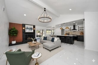 Building Photo - 22810 Deville Dr