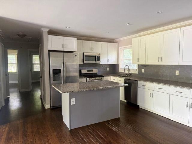 Foto del edificio - 3155 Beech Dr