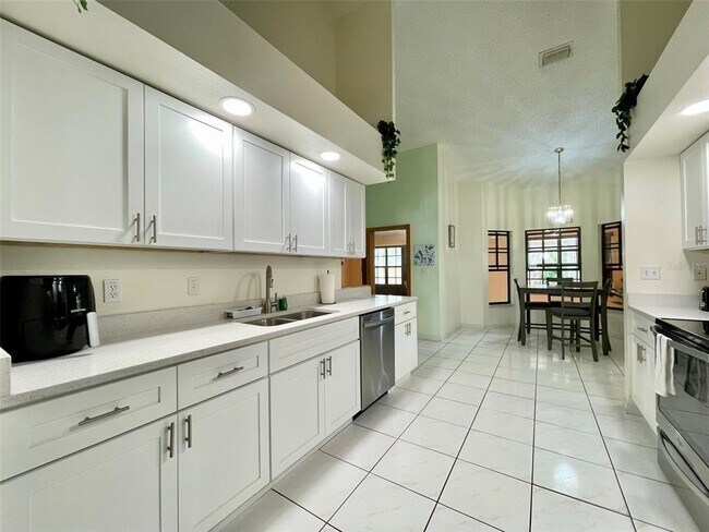 Building Photo - 4710 Cresson Ct