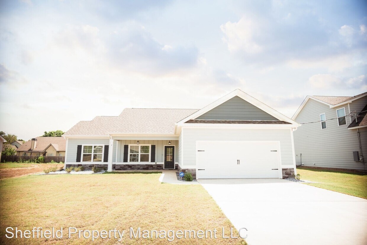Primary Photo - 4 br, 2 bath House - 7 Belmont Dr