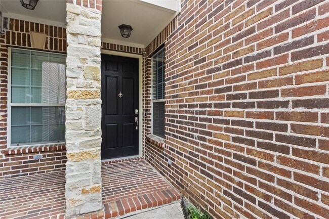 Building Photo - 2985 Florence Way
