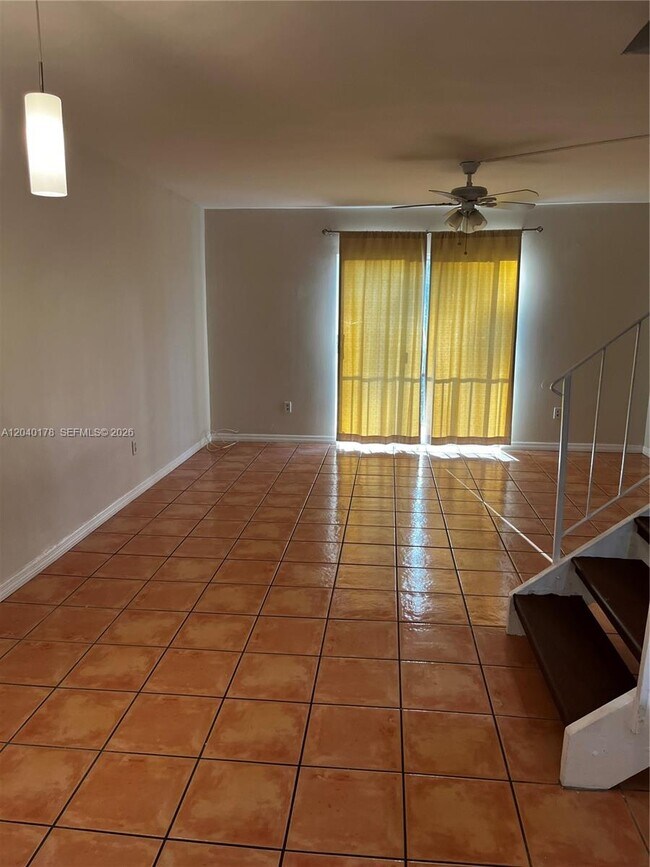 Building Photo - 8650 SW 67th Ave