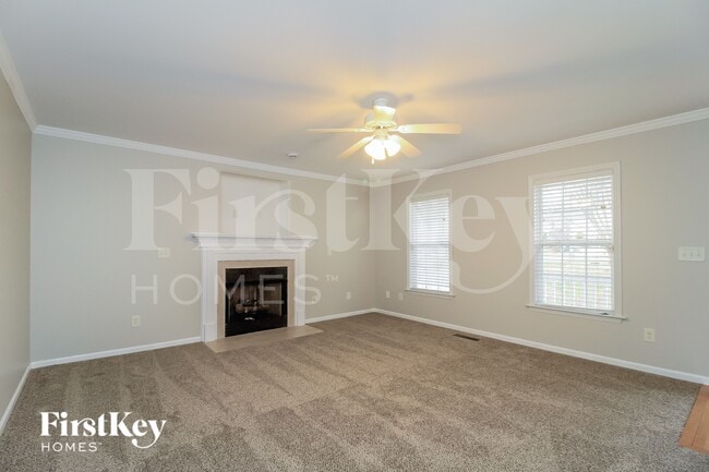Foto del edificio - 4141 Meredith Woods Ln