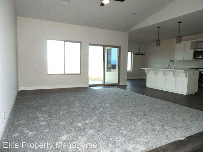 Building Photo - 4 br, 2 bath House - 132 Rainshadow Ct