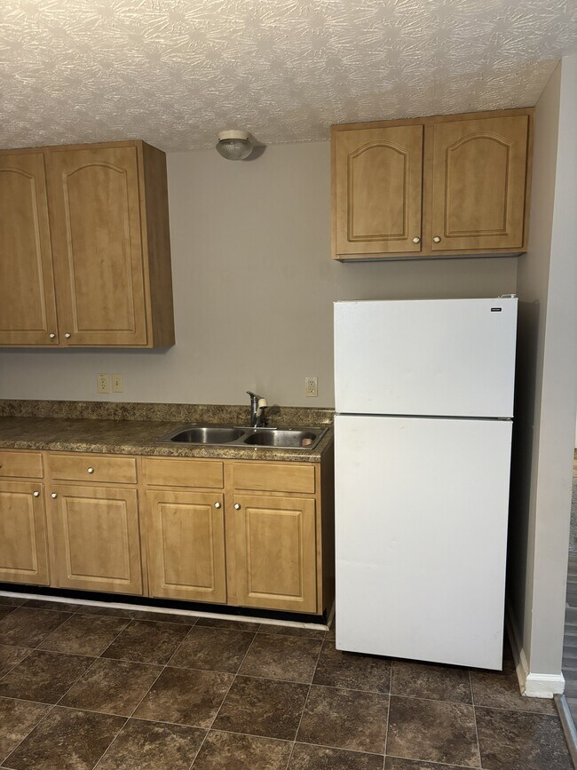 Cocina - 155 Old Glenwood Springs Rd