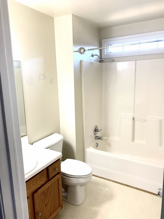 Building Photo - West End 4 Bedroom/2.5 Bathroom Colonial Home