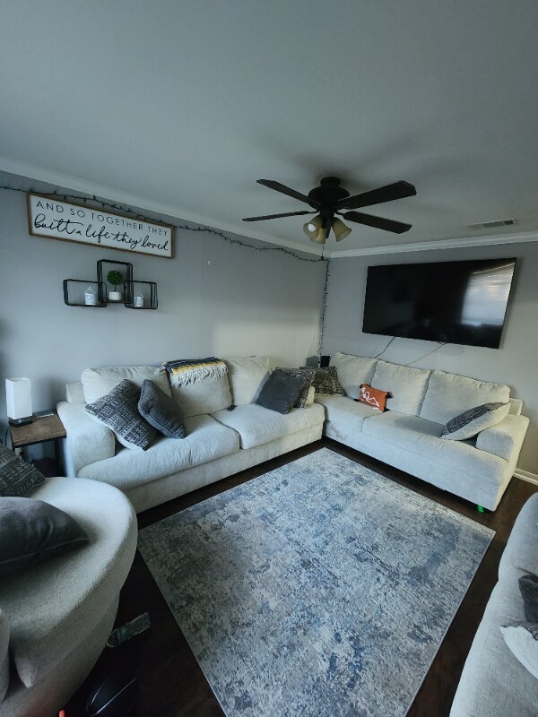 Foto del edificio - 2705 Wilson Blvd