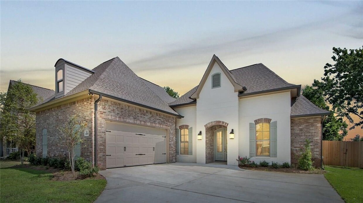 Foto principal - Gorgeous Home in South Shreveport
