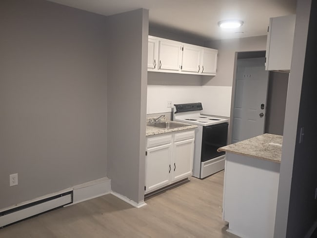 Photo - 13540 Superior Rd Apartment