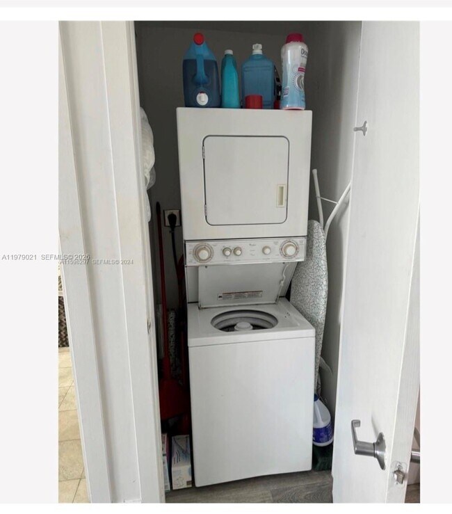 Foto del edificio - 1060 Brickell Ave