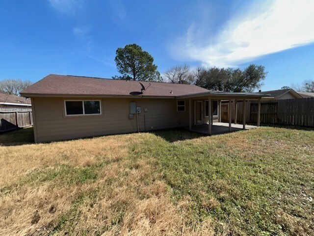 Foto del edificio - 11447 Loyola Dr