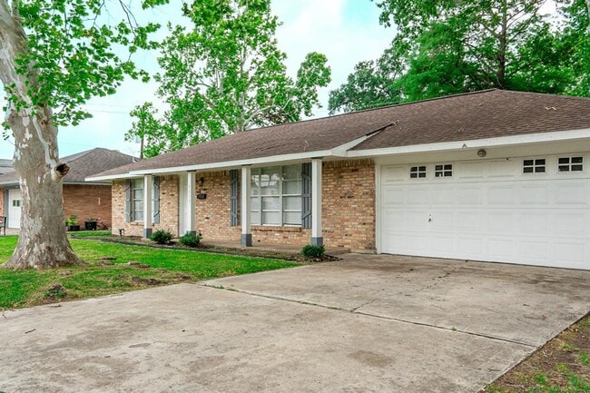 Building Photo - 3015 Peppermill Rd