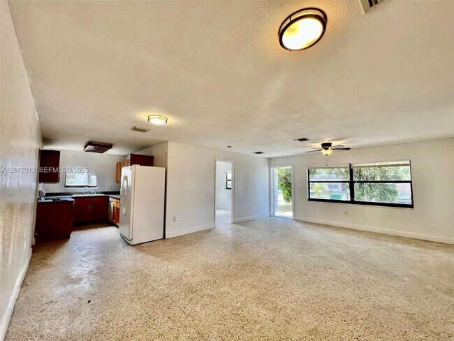 Building Photo - 2460 NW 179th St
