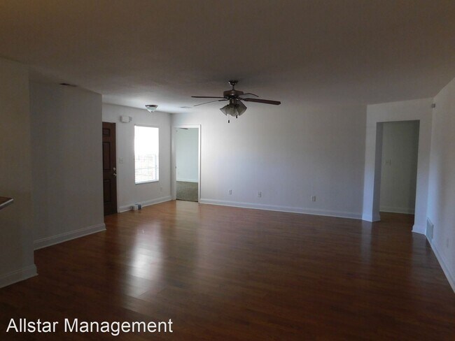 Foto del edificio - 4 br, 2 bath House - 4105 Chelsea Wood Cove
