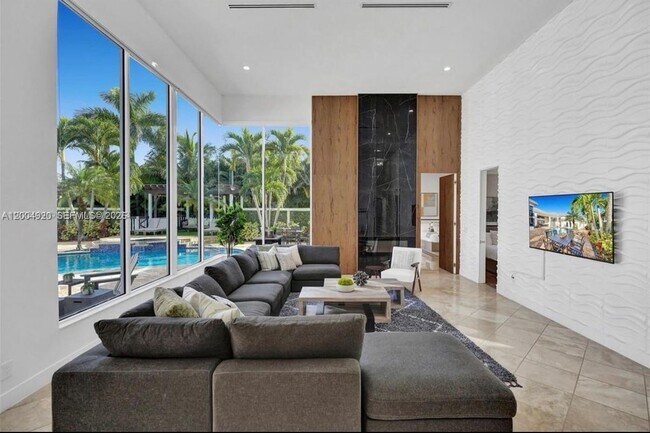 Foto del edificio - 11400 NW 7th St
