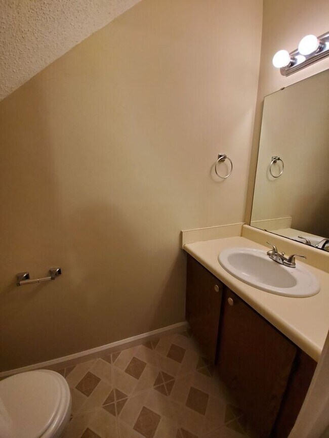 Foto del edificio - 2 Bedroom Town-home Near Furman University