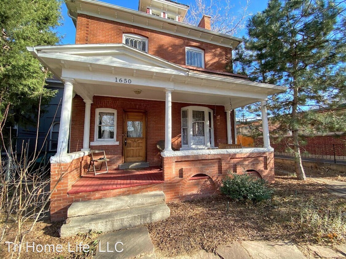 4 br, 2.5 bath House 1650 Gaylord St House Rental in Denver, CO