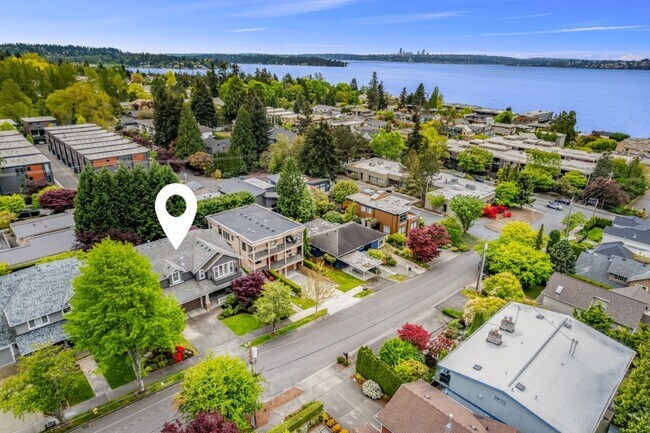 Foto del edificio - 4Bd/2.5Ba Kirkland Home