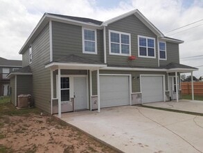 Building Photo - 107 Meyers Ter Cir