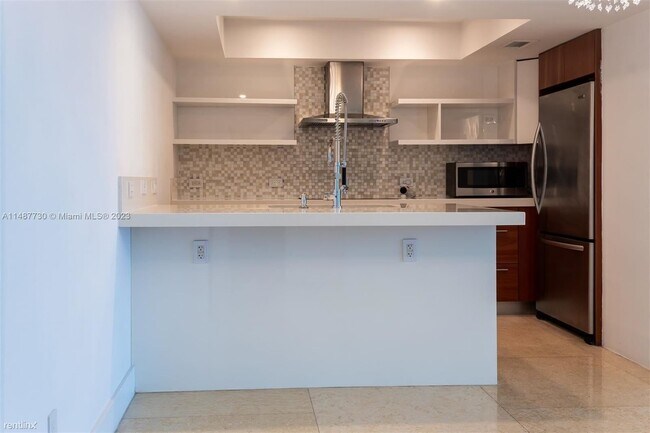 Building Photo - 3 br, 2 bath Condo - 650 West Ave Apt 1207