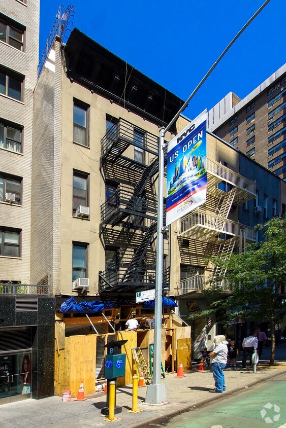 Primary Photo - 1293 1st Ave
