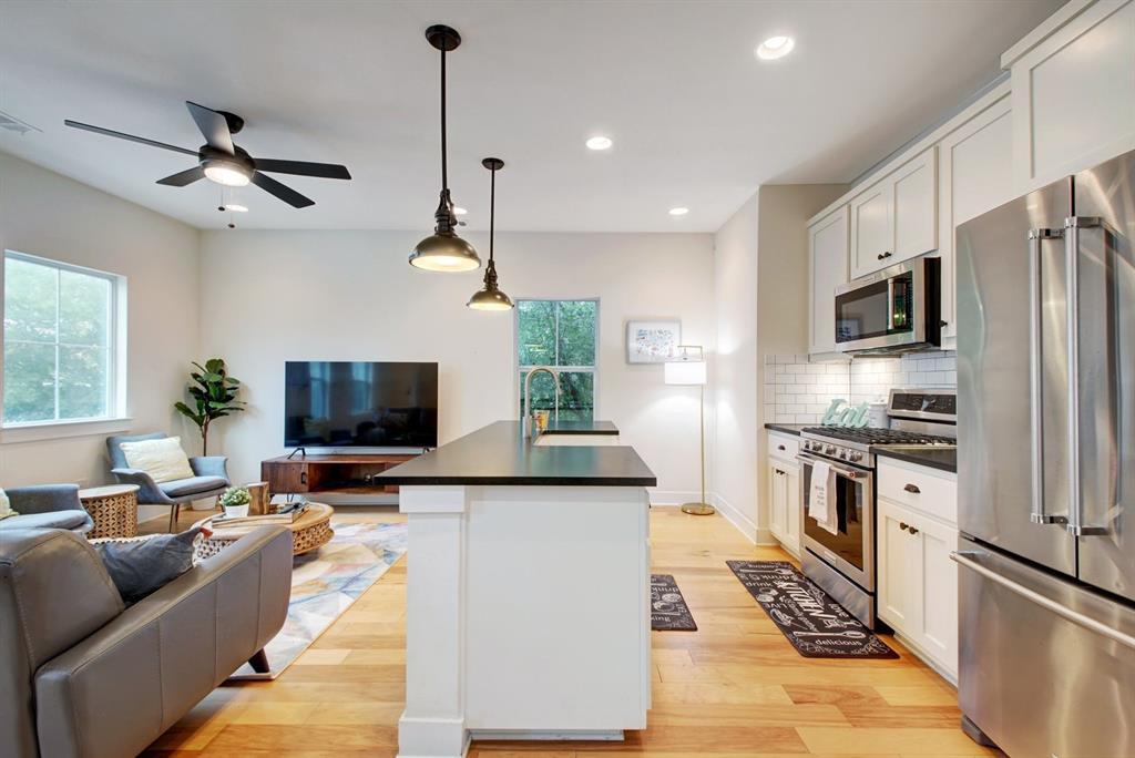 2715 Halcyon Dr Unit 2, Austin, TX 78702 Condo for Rent in Austin, TX