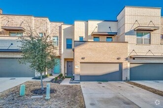 Building Photo - 1052 Maverick Dr