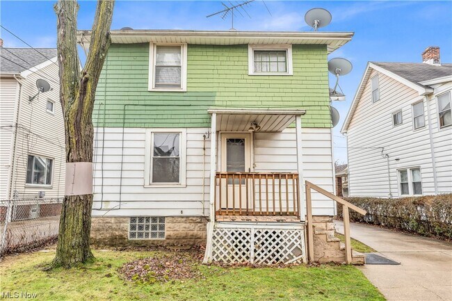 Foto del edificio - 8301 Bancroft Ave