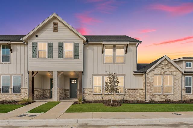 Foto principal - 9613 Thorncrown Ln