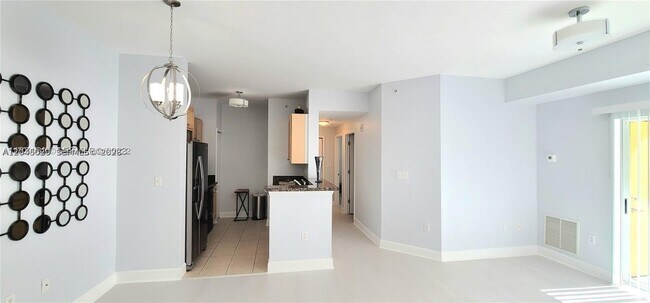 Foto del edificio - 6001 SW 70th St